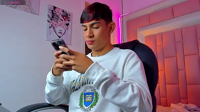 cherub  online show from 17, 12, 2025