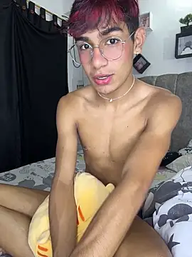 Snapshot of cherub_ chatting on 14, 6, 2026 cherub online show from 14, 6, 2026