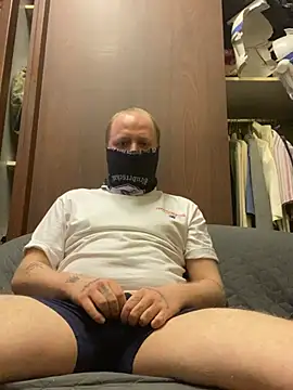 Littleboy133 online show from 18, 1, 2026