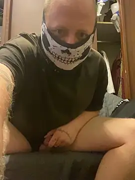 Littleboy133 online show from 26, 10, 2025