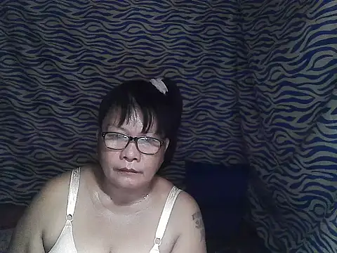 Snapshot of joy_cute chatting on 18, 12, 2025 joy cute online show from 18, 12, 2025