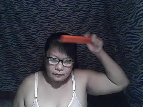 Snapshot of joy_cute chatting on 21, 12, 2025 joy cute online show from 21, 12, 2025