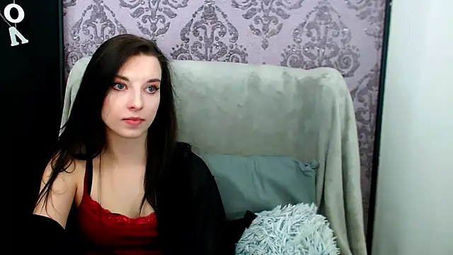 Snapshot of DominantLuna chatting on 29, 4, 2026 DominantLuna online show from 29, 4, 2026