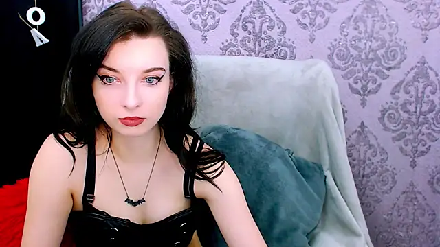 DominantLuna online show from 12, 2, 2026