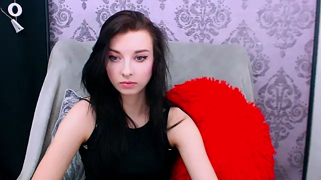 Snapshot of DominantLuna chatting on 24, 5, 2026 DominantLuna online show from 24, 5, 2026