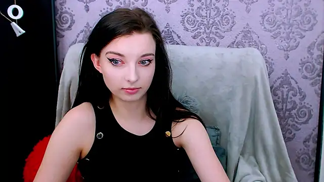 DominantLuna online show from 3, 3, 2026