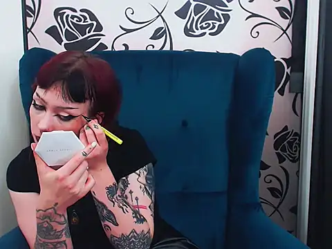 ViviaDark online show from 27, 10, 2025