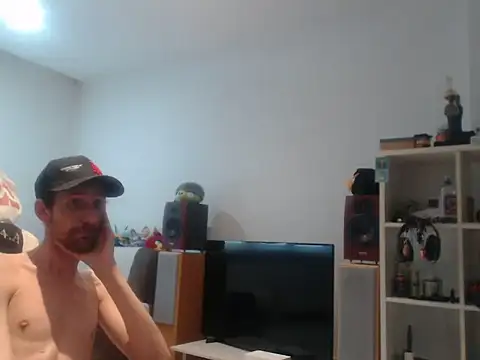 Snapshot of LoyalDoggie chatting on 10, 7, 2026 LoyalDoggie online show from 10, 7, 2026