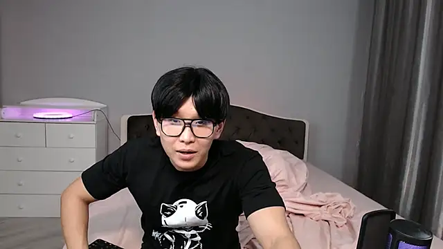 KaiChicken online show from 20, 11, 2025