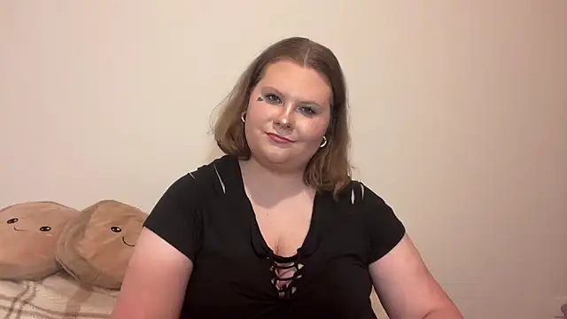 Snapshot of BriannaFlirty chatting on 9, 11, 2025 BriannaFlirty online show from 9, 11, 2025