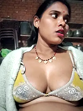 Snapshot of Katrina_kaif143 chatting on 1, 2, 2026 Katrina kaif143 online show from 1, 2, 2026