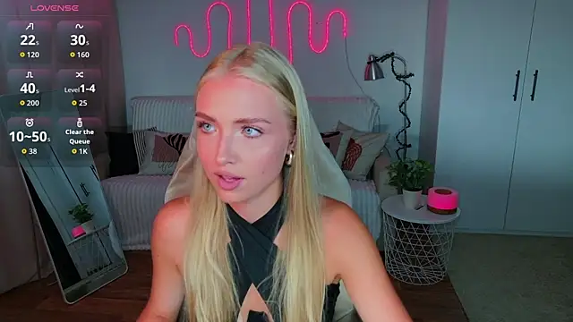 TessaGrays online show from 7, 7, 2026