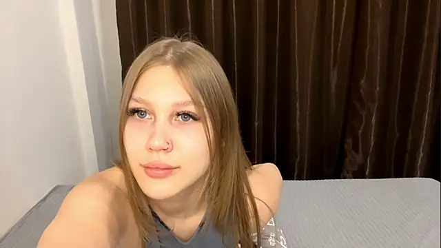 StellaSpanks online show from 8, 11, 2025