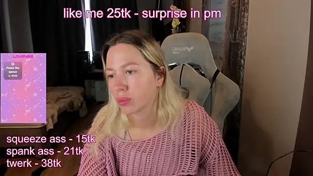 stefany and bettany online show from 25, 6, 2026