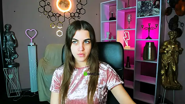 lina fox12 online show from 23, 11, 2025