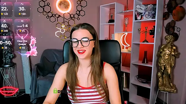 lina fox12 online show from 18, 10, 2025