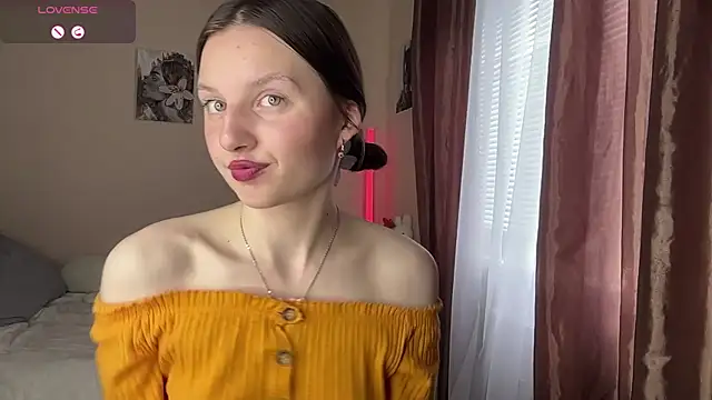 JanellHousen online show from 4, 6, 2026