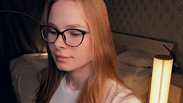 Snapshot of LibbyVenzeio chatting on 24, 10, 2025 LibbyVenzeio online show from 24, 10, 2025