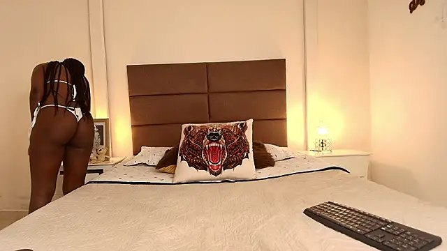 NatashaTaylor online show from 10, 3, 2026