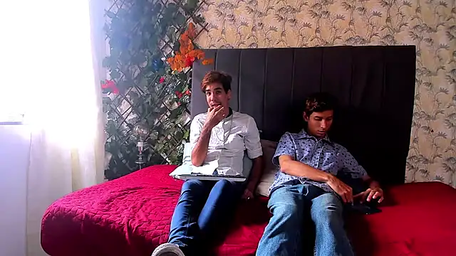 Snapshot of fuck_seduction chatting on 15, 11, 2025 fuck seduction online show from 15, 11, 2025