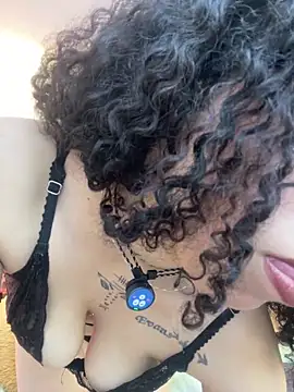 Annie roselle online show from 13, 3, 2026