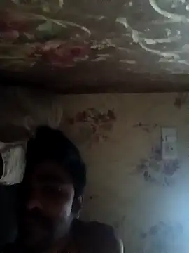 Snapshot of puneriboy32 chatting on 27, 11, 2025 puneriboy32 online show from 27, 11, 2025