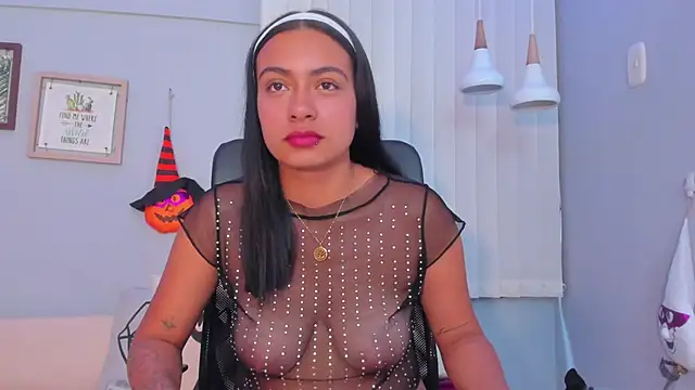 Snapshot of Lilo_Rose chatting on 20, 10, 2025 Lilo Rose online show from 20, 10, 2025