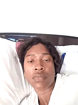 Snapshot of Bren033 chatting on 11, 10, 2025 Bren033 online show from 11, 10, 2025