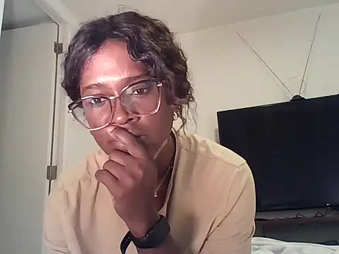 Snapshot of Bren033 chatting on 27, 10, 2025 Bren033 online show from 27, 10, 2025