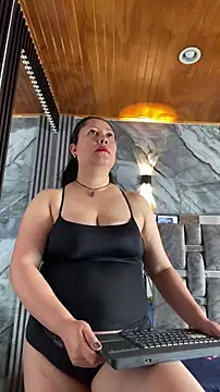 Marianasmitt online show from 6, 10, 2025