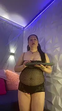 Marianasmitt online show from 6, 11, 2025