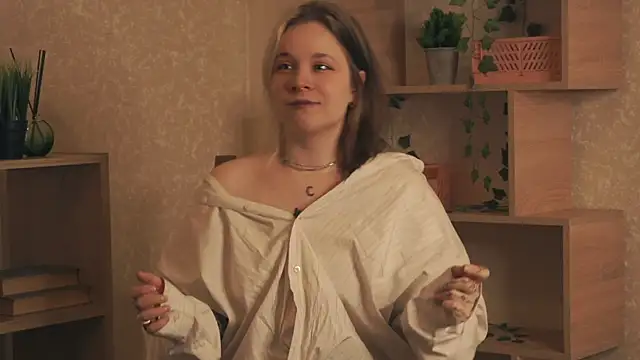 EviaVanveen online show from 11, 10, 2025