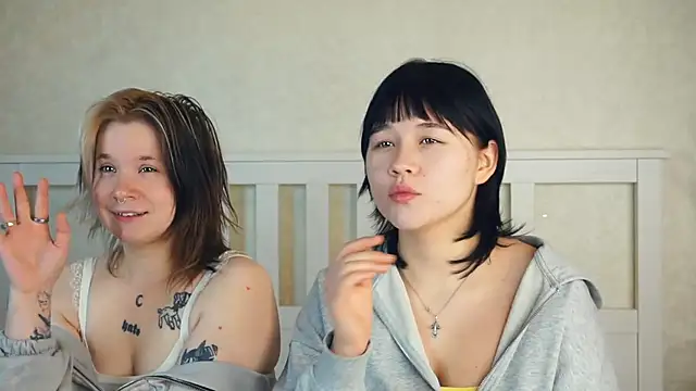 EviaVanveen online show from 14, 11, 2025