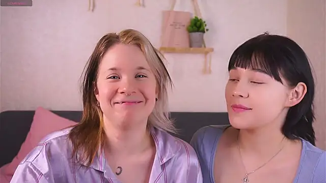 EviaVanveen online show from 21, 11, 2025