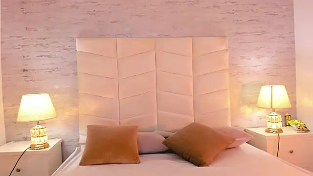 jax black online show from 6, 11, 2025