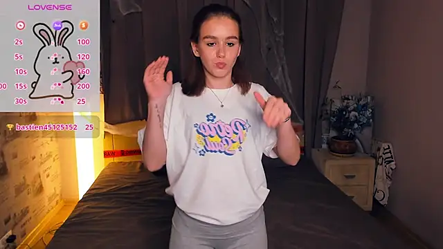 TienKnous online show from 10, 11, 2025