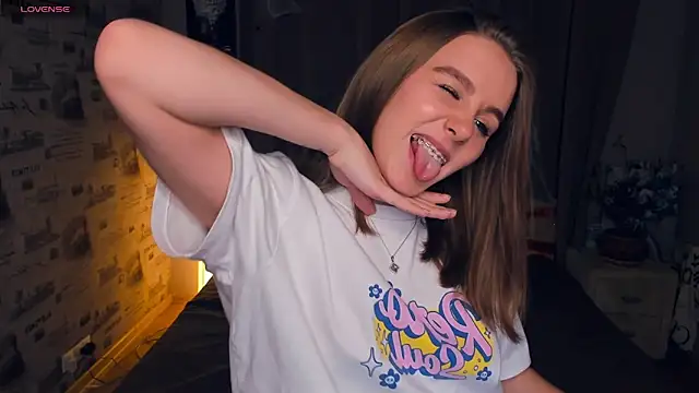 TienKnous online show from 9, 11, 2025