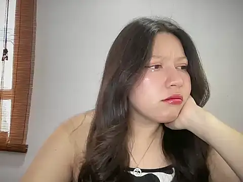 Rachel James   online show from 9, 11, 2025