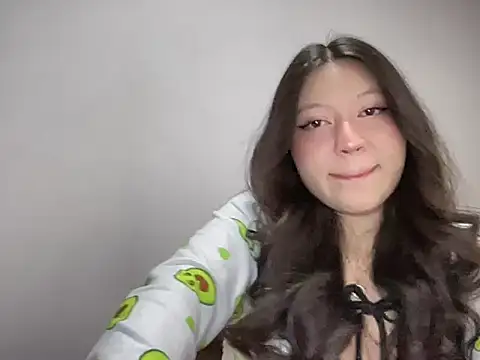 Rachel James   online show from 27, 11, 2025