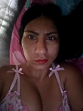 Snapshot of Lucyfoox chatting on 22, 10, 2025 Lucyfoox online show from 22, 10, 2025