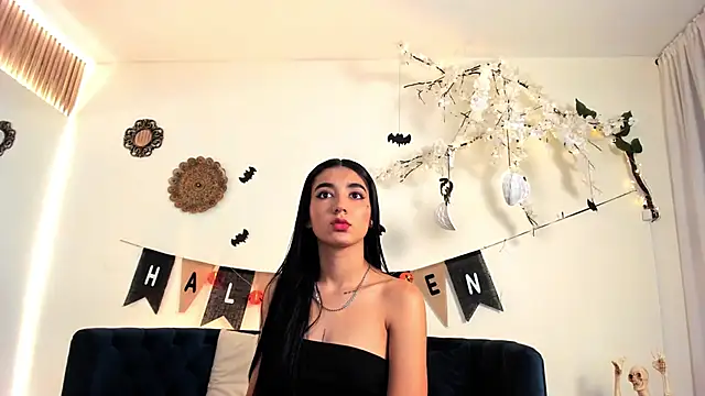 Snapshot of cloe_taylor__ chatting on 18, 10, 2025 cloe taylor online show from 18, 10, 2025