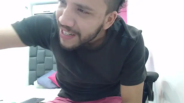 Juan FelipeX01 online show from 22, 10, 2025