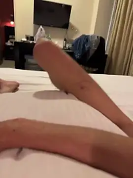 Snapshot of HenryLee1983-cums chatting on 3, 2, 2026 HenryLee1983-cums online show from 3, 2, 2026