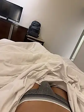 HenryLee1983-cums online show from 15, 4, 2026