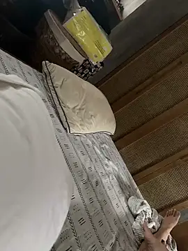 Snapshot of HenryLee1983-cums chatting on 26, 10, 2025 HenryLee1983-cums online show from 26, 10, 2025