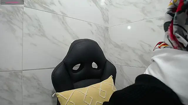 Neesha   online show from 29, 11, 2025