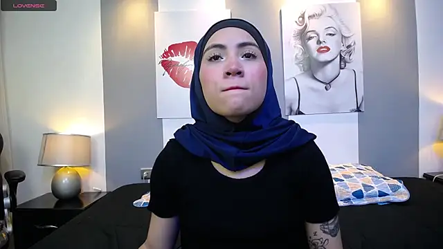 Neesha   online show from 1, 11, 2025