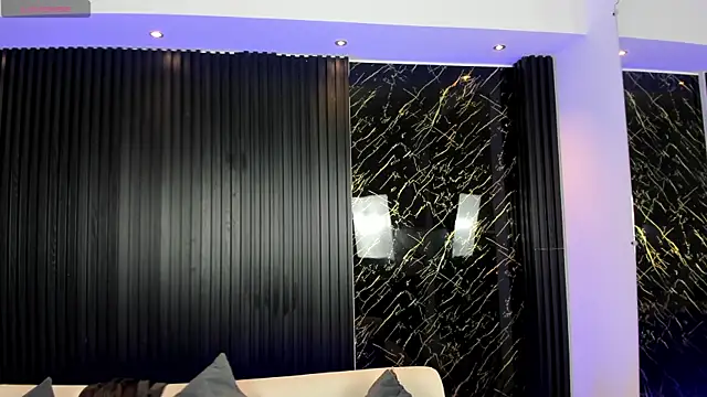 VenusCooper online show from 31, 10, 2025