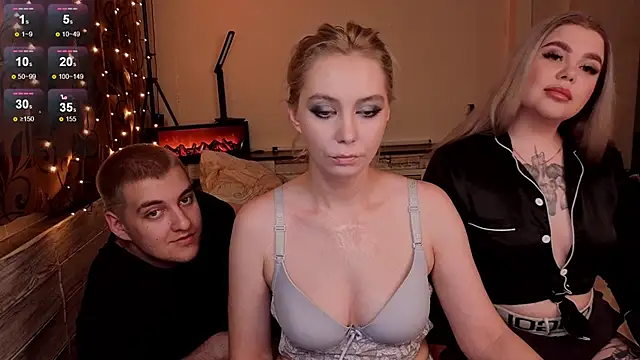 Sex Vibe couple online show from 17, 1, 2026