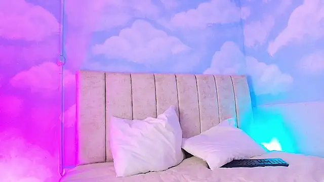 Nikolbrice online show from 14, 4, 2026